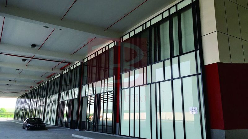 玻璃幕墙规范2025版解读：新标准下的行业变革